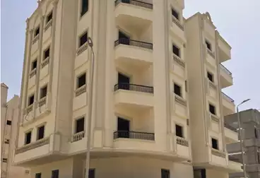 Apartments For sale - 3 rooms - floor 4