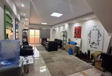 مكاتب للإيجار - 6 غرف - بالدور 0