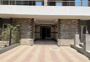 Apartments For sale - 3 rooms - floor 1