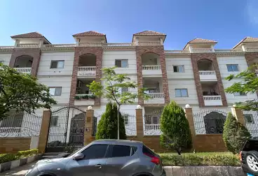 Apartments For sale - 3 rooms - floor 1