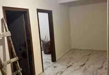 شقق للبيع - 3 غرف - بالدور 1