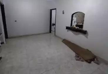 شقق للبيع - 3 غرف - بالدور 1