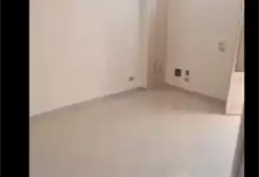 undefined undefined - 2 rooms - floor 6