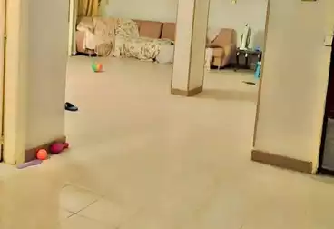 Apartments For sale - 2 rooms - floor 4