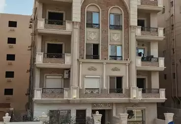 Apartments For sale - 3 rooms - floor 1