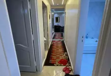 Apartments For sale - 3 rooms - floor 5