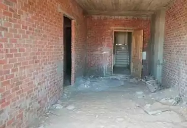 شقق للبيع - 3 غرف - بالدور 8