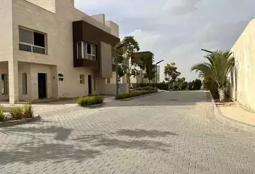 فلل للبيع - 5 غرف