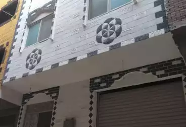 House / Home For sale - 6 rooms