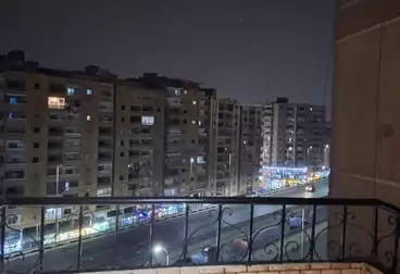 Furnished Apartment For sale - 3 rooms - floor 9