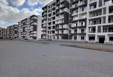 Apartments For sale - 4 rooms - floor 4