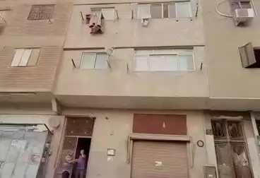 Building For sale - 3 rooms