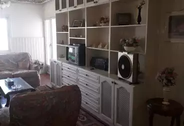 Apartments For sale - 3 rooms - floor 1