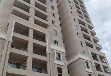 شقق للبيع - 3 غرف - بالدور 13