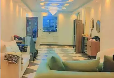 شقق للبيع - 3 غرف - بالدور 1