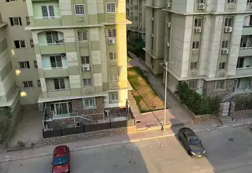 Apartments For sale - 3 rooms - floor 5