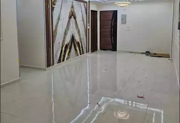 Apartments For sale - 3 rooms - floor 1