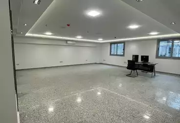 إداري للإيجار - 20 غرف - بالدور 5