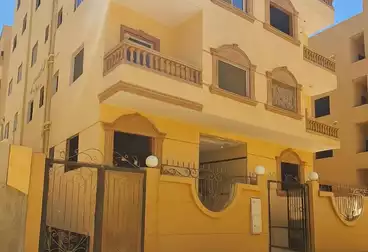 undefined undefined - 3 غرف - بالدور 0