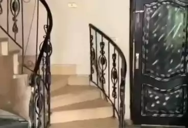 دوبلكس للبيع - 3 غرف - بالدور 11