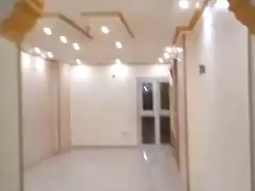 شقق للبيع - 3 غرف - بالدور 2
