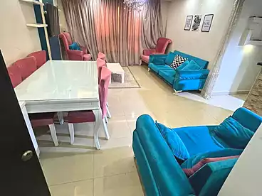 شقق للبيع في شارع إبراهيم عبد الرازق، عين شمس الشرقية، 100 متر