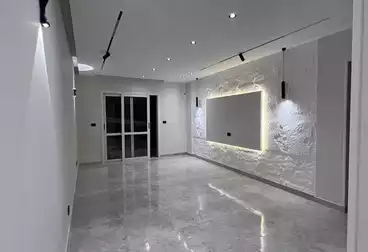 Apartments For sale - 2 rooms - floor 1
