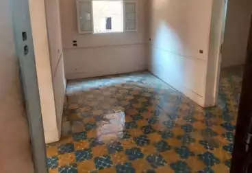 شقق للبيع - 3 غرف - بالدور 1