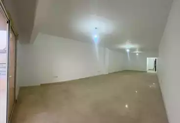 Offices For rent - 6 rooms - floor 10