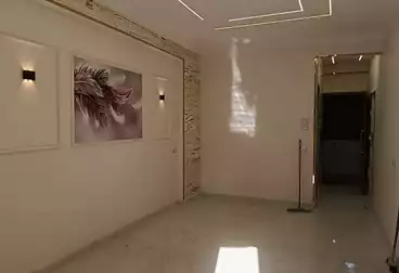 Apartments For sale - 2 rooms - floor 4