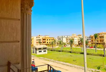 Apartments For sale - 3 rooms - floor 1