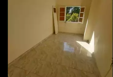 Apartments For sale - 3 rooms - floor 1