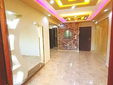 عقارات للبيع - 3 غرف - بالدور 8