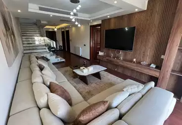 عقارات للإيجار - 4 غرف