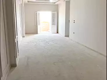 شقق للبيع - 3 غرف - بالدور 12