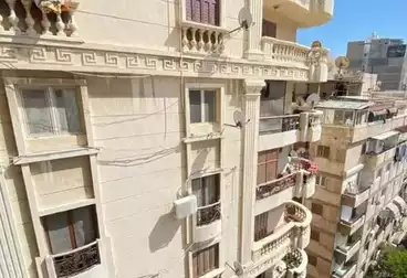 شقق للبيع - 3 غرف - بالدور 9