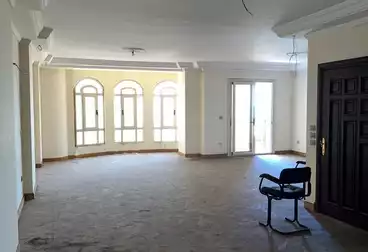 Apartments For sale - 3 rooms - floor 4