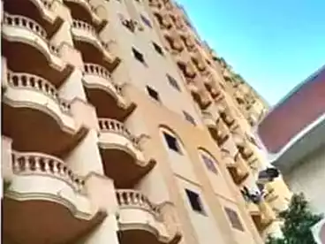 شقق للبيع - 2 غرف - بالدور 1