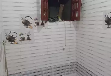 Building For sale - 3 rooms