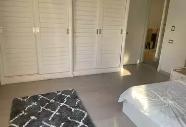 شقق للإيجار - 1 غرف - بالدور 2