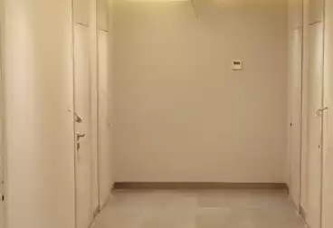 مقر إداري للإيجار - 1 غرف - بالدور 1