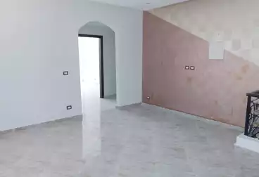 Apartments For sale - 3 rooms - floor 1