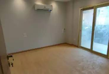 Apartment with Garden For sale - 3 rooms - floor 0