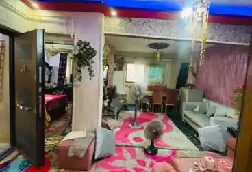 Apartments For sale - 2 rooms - floor 4