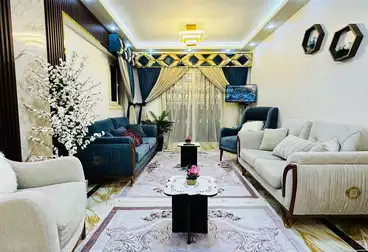 شقق مفروشة للبيع - 2 غرف - بالدور 1