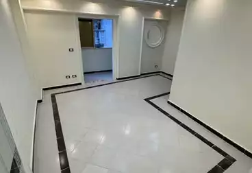 Apartments For sale - 2 rooms - floor 1