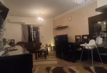 Apartments For sale - 2 rooms - floor 5