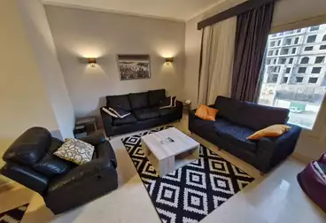 ستوديو للإيجار - 1 غرف - بالدور 1