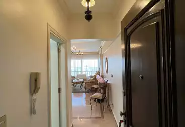 Furnished Apartment For sale - 2 rooms - floor 0