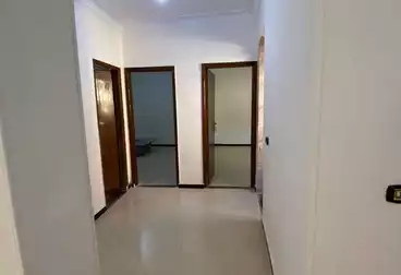 Apartments For sale - 2 rooms - floor 4